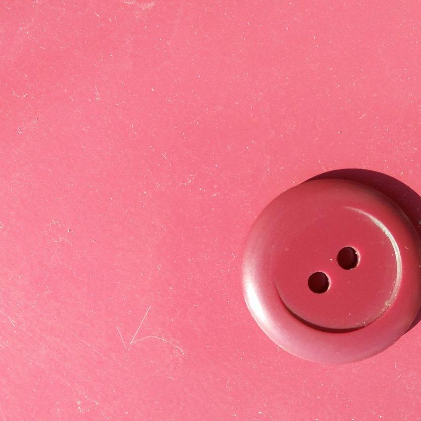 BIG BERRY button colour fade