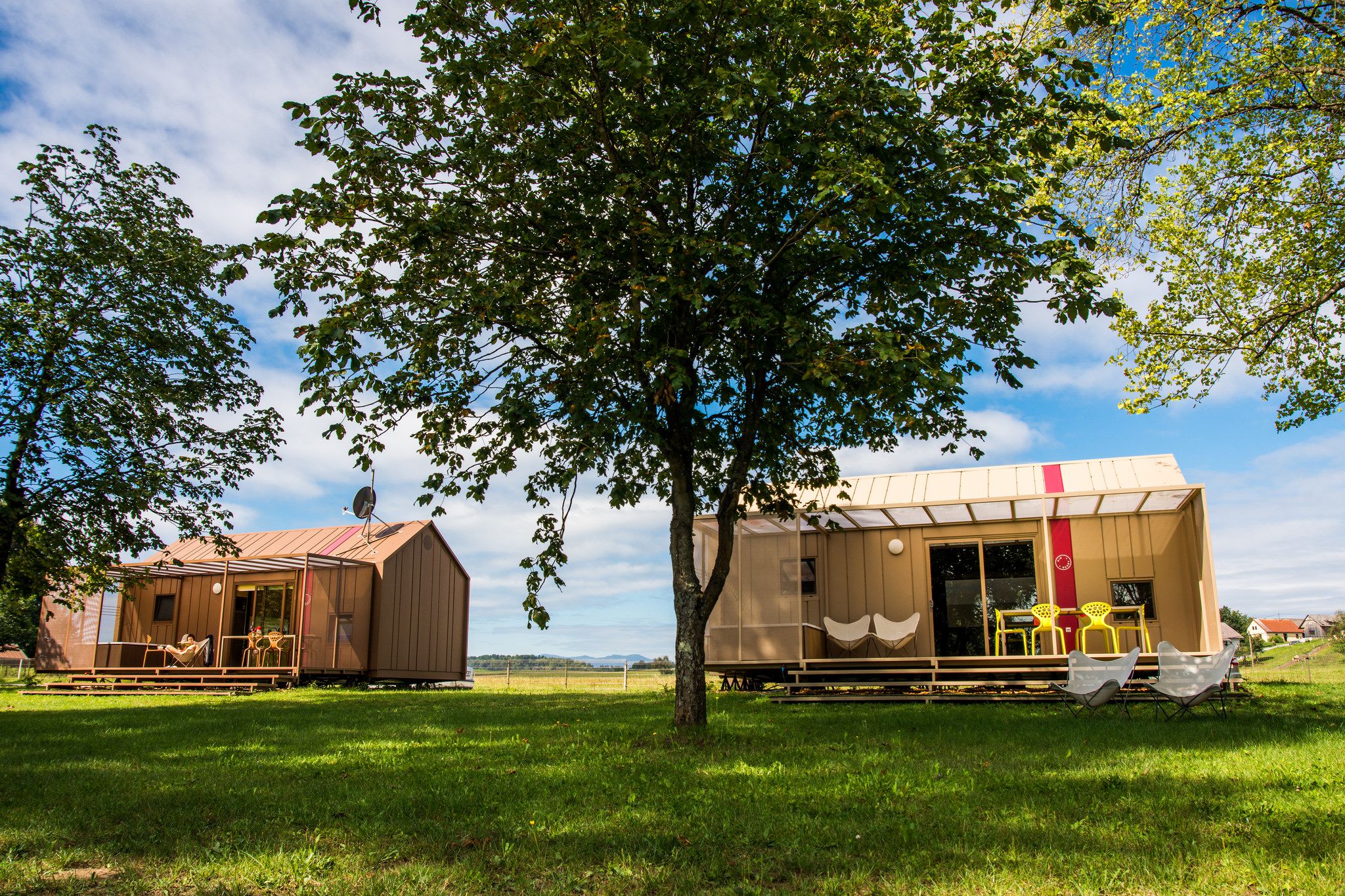 BIG BERRT front pair outside