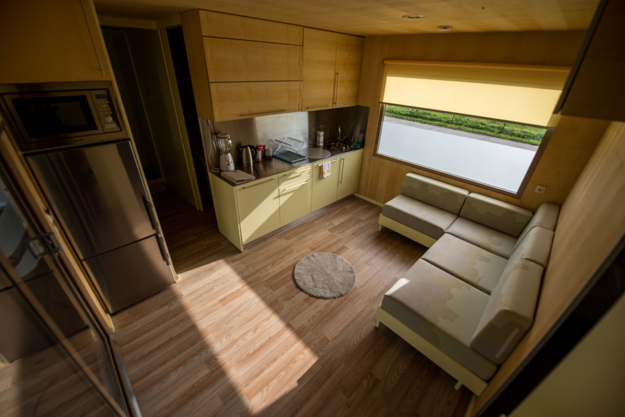 BIG BERRY interior room