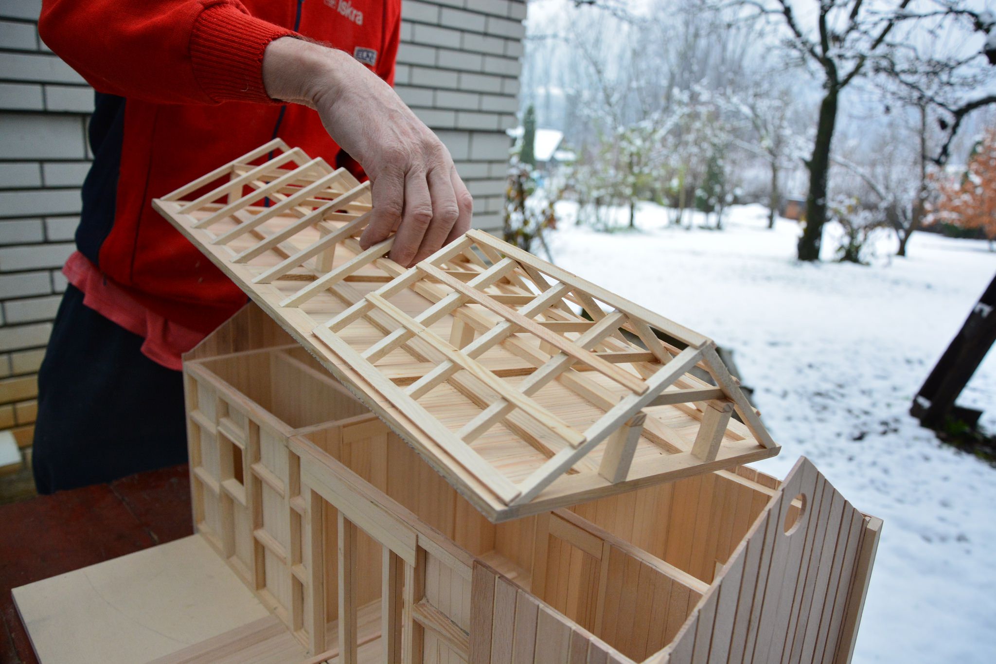 Olympics 2018 Preparations the making of BIGBERRY House Replica 06