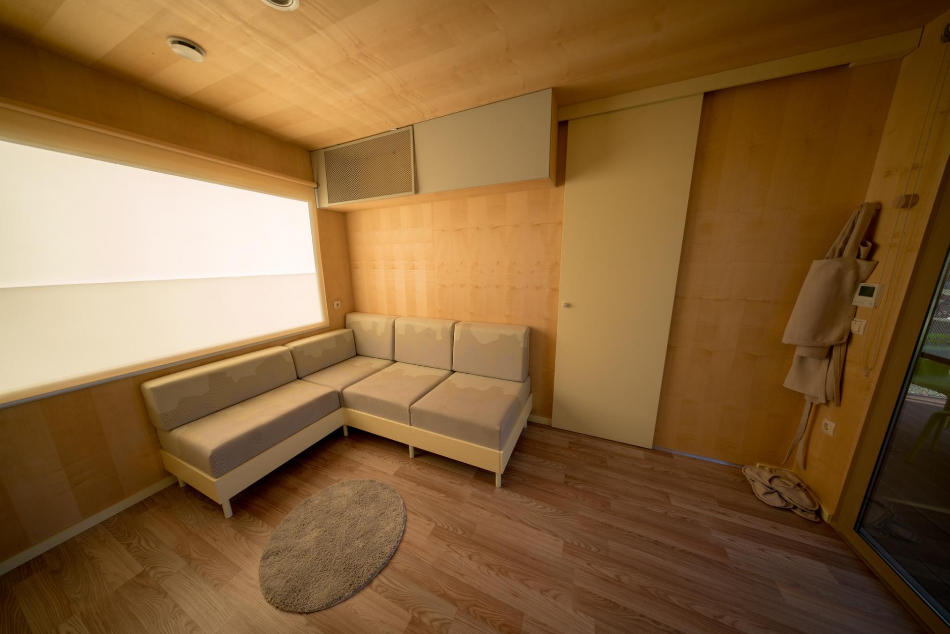 BIG BERRY light interior