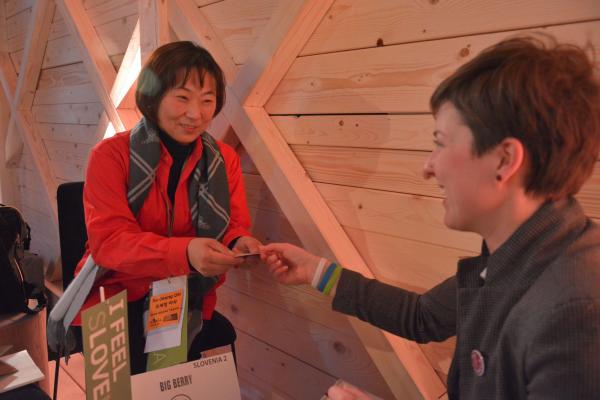 39346123505 8945747329 k