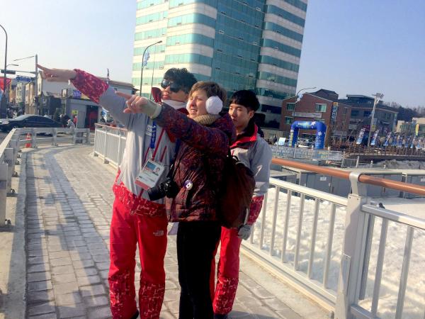 showing directions koreans