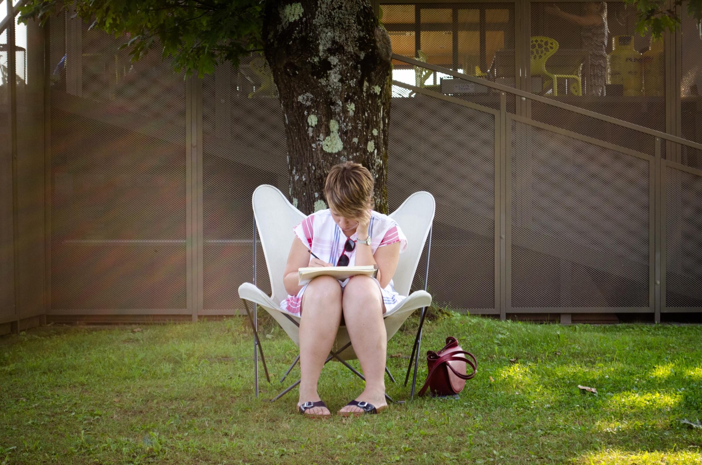 BIG BERRY Stories DY Tea working